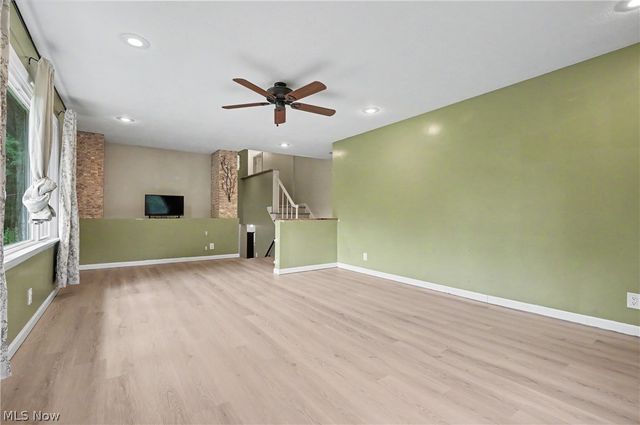 952 Ravenna Road, Kent, OH 44240