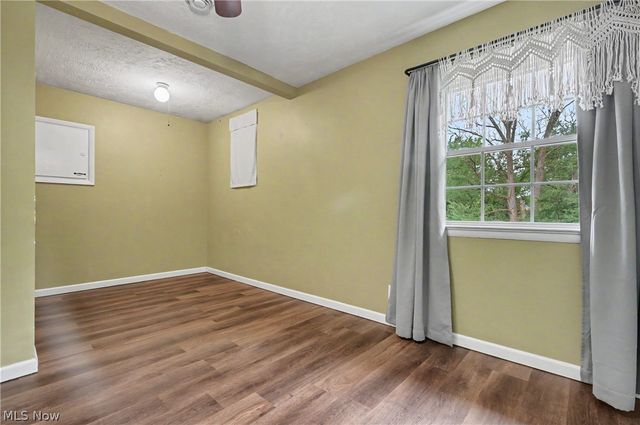 952 Ravenna Road, Kent, OH 44240
