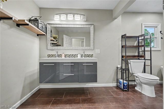 952 Ravenna Road, Kent, OH 44240