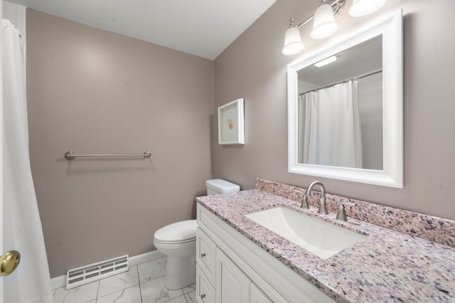 11 Fairways Drive, Harwich, MA 02645