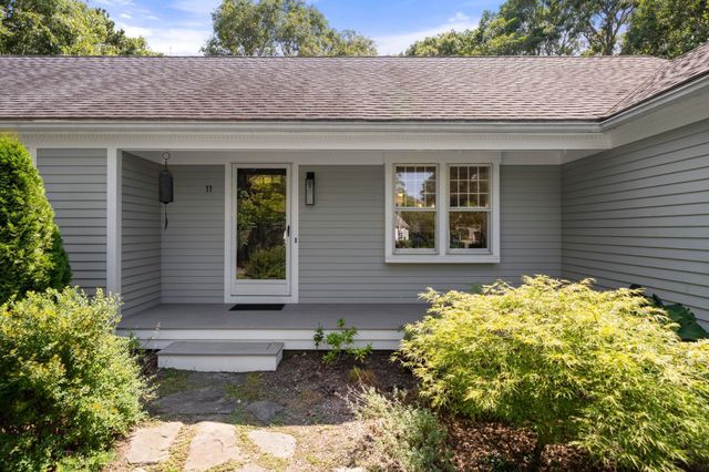 11 Fairways Drive, Harwich, MA 02645