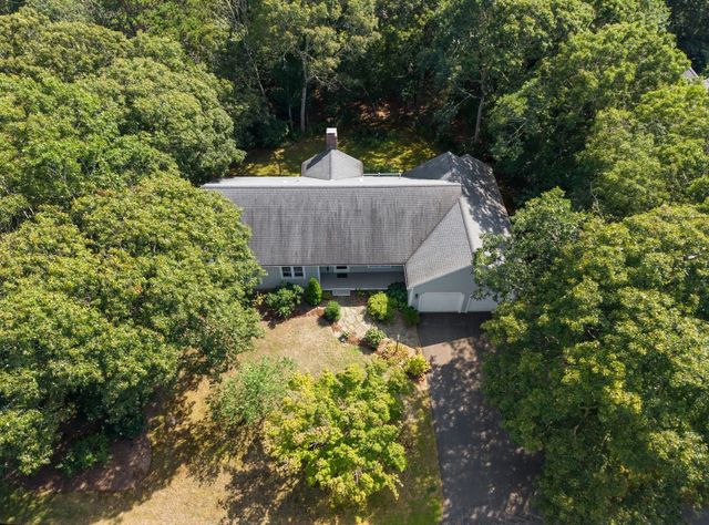 11 Fairways Drive, Harwich, MA 02645