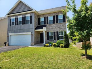8366 Leighburn DR, Roanoke, VA 24019