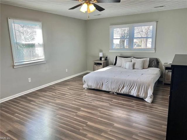 15 E Walker RD, Hampton, VA 23666