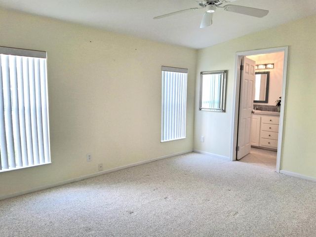 3237 Scarlet Tanager Court, Port St Lucie, FL 34952