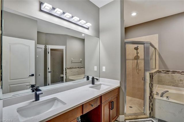 4707 Brixton CT, Lehigh Acres, FL 33973