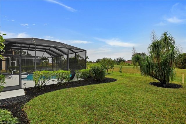 4707 Brixton CT, Lehigh Acres, FL 33973