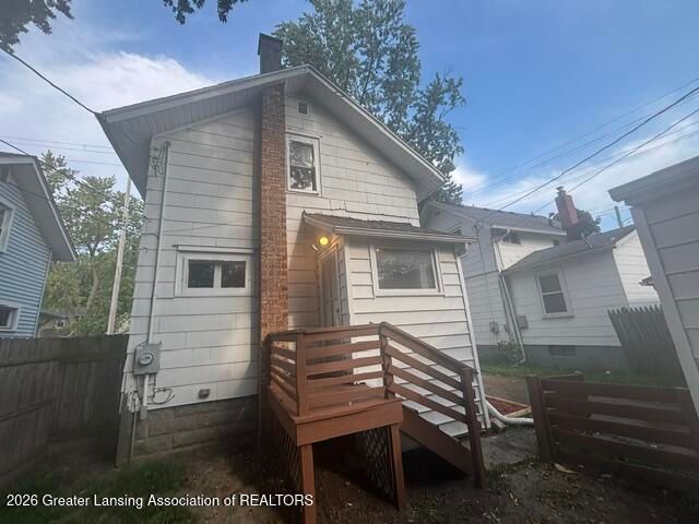 1916 Beal Avenue, Lansing, MI 48910