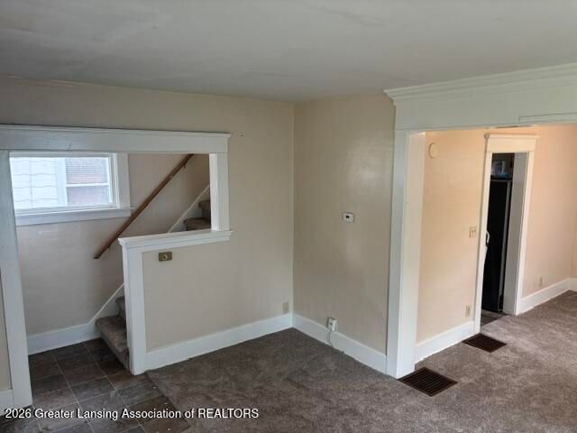 1916 Beal Avenue, Lansing, MI 48910