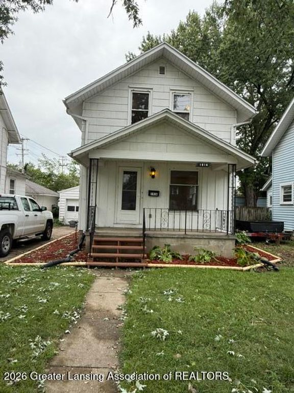 1916 Beal Avenue, Lansing, MI 48910