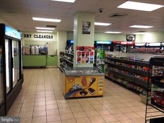 205 YOAKUM PKWY #916, Alexandria, VA 22304