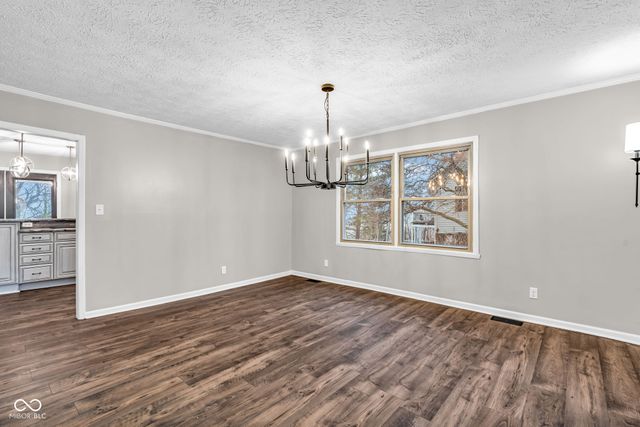 4953 Hillcrest Court, Avon, IN 46123