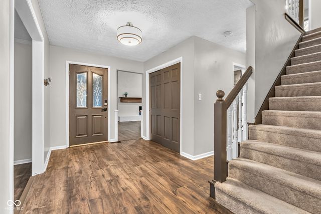 4953 Hillcrest Court, Avon, IN 46123