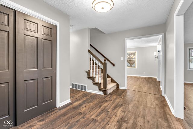 4953 Hillcrest Court, Avon, IN 46123