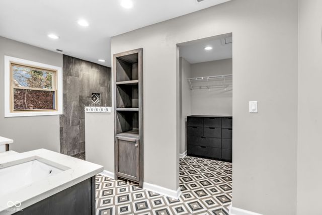 4953 Hillcrest Court, Avon, IN 46123