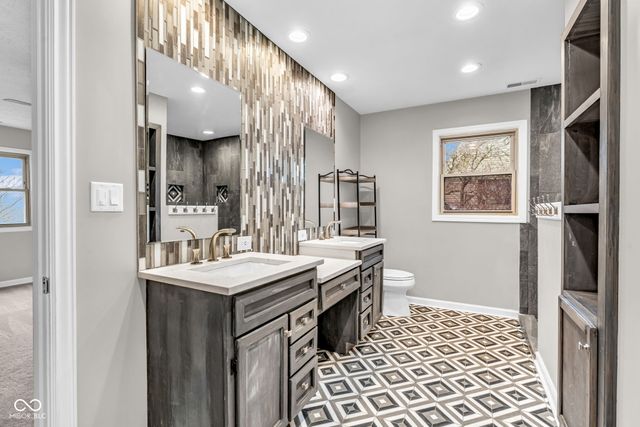 4953 Hillcrest Court, Avon, IN 46123