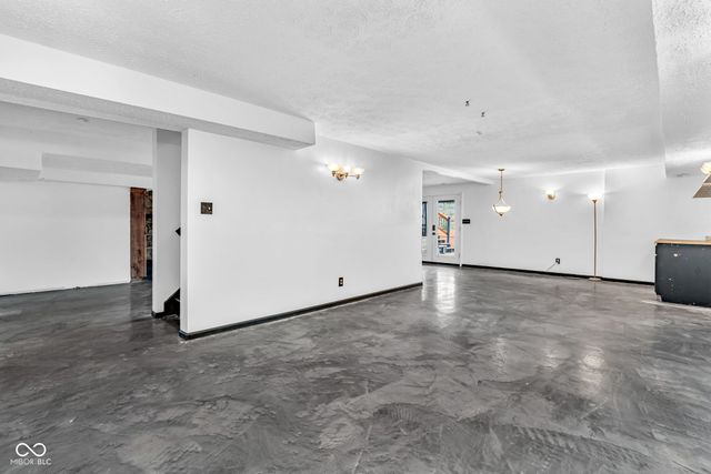 4953 Hillcrest Court, Avon, IN 46123