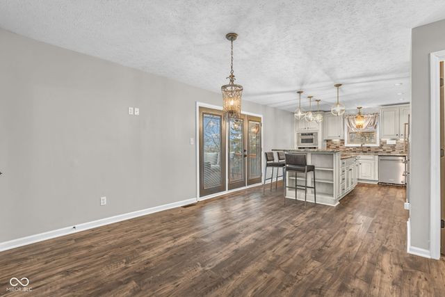 4953 Hillcrest Court, Avon, IN 46123