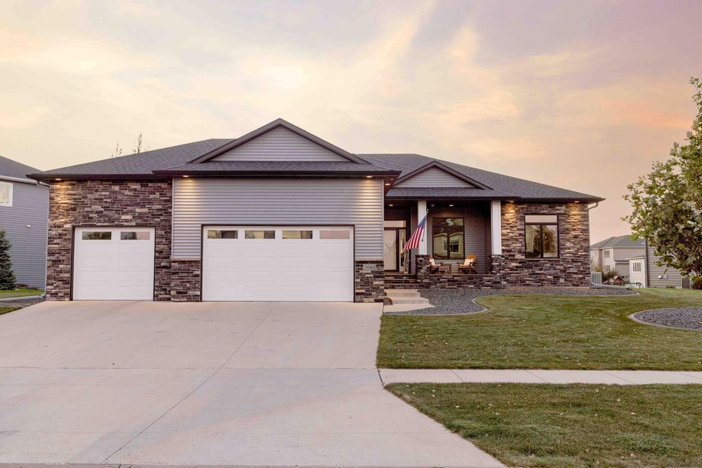 3644 6th Street E, West Fargo, ND 58078