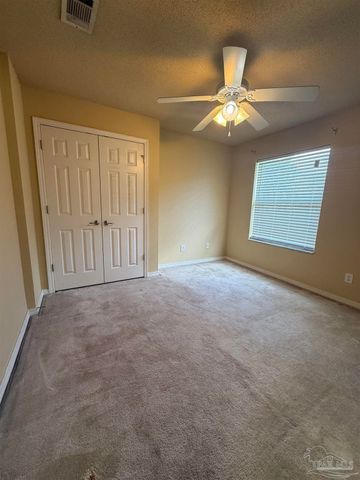 4907 Makenna Cir, Pace, FL 32571
