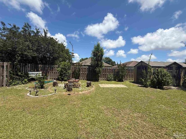 4907 Makenna Cir, Pace, FL 32571