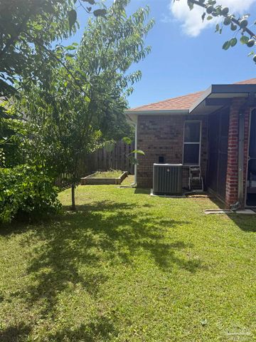 4907 Makenna Cir, Pace, FL 32571
