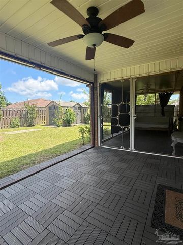4907 Makenna Cir, Pace, FL 32571