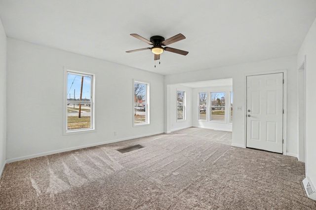 419 W Washington Avenue, Saint Louis, MI 48880