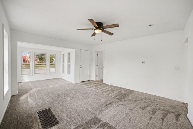 419 W Washington Avenue, Saint Louis, MI 48880