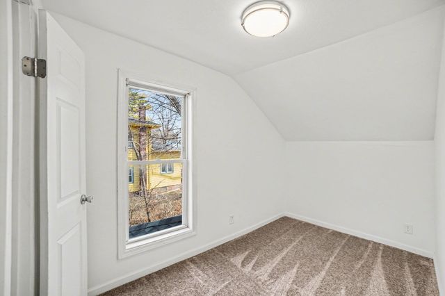 419 W Washington Avenue, Saint Louis, MI 48880