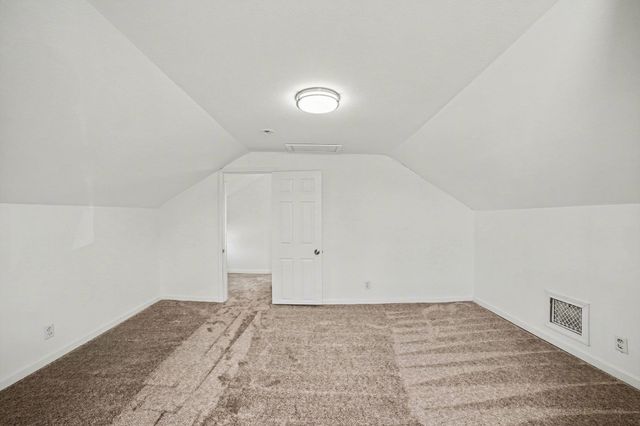 419 W Washington Avenue, Saint Louis, MI 48880