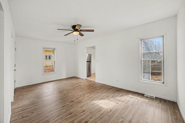 419 W Washington Avenue, Saint Louis, MI 48880