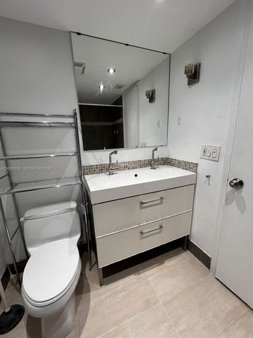 9715 Fontainebleau Blvd E308, Miami, FL 33172