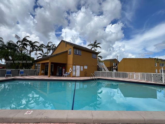 9715 Fontainebleau Blvd E308, Miami, FL 33172