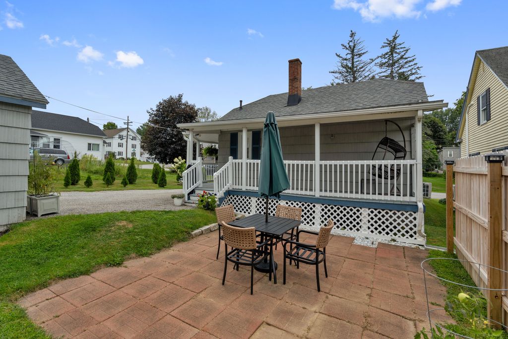 28 Boston Avenue, Lewiston, ME 04240 — photo 3