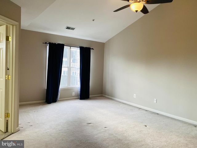 1108 HAVENCREST ST, Rockville, MD 20850