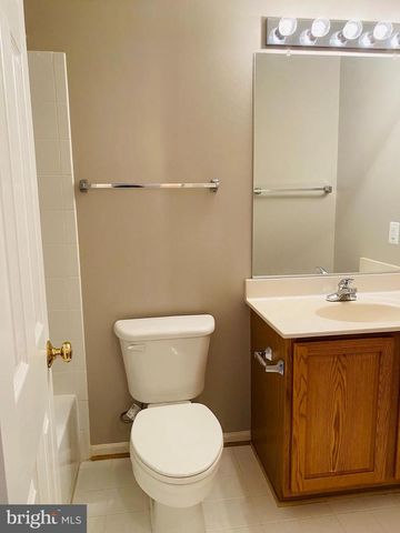 1108 HAVENCREST ST, Rockville, MD 20850