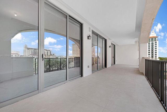 275 Giralda Ave 6E, Coral Gables, FL 33134