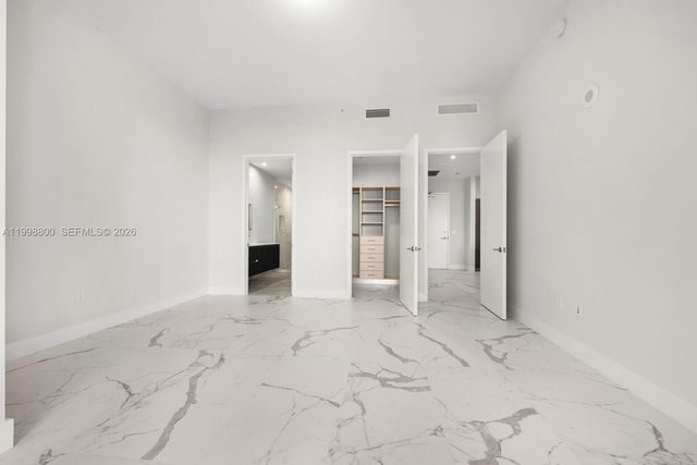 275 Giralda Ave 6E, Coral Gables, FL 33134