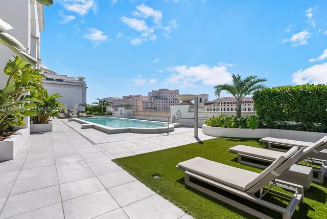 275 Giralda Ave 6E, Coral Gables, FL 33134