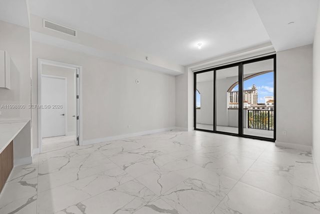 275 Giralda Ave 6E, Coral Gables, FL 33134