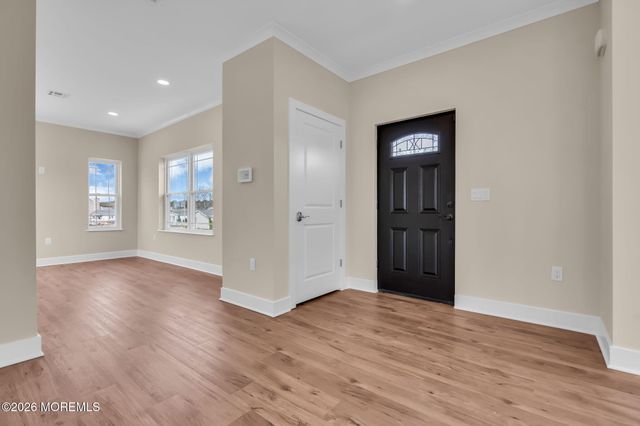 58 Cove Road, Toms River, NJ 08753