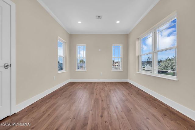 58 Cove Road, Toms River, NJ 08753