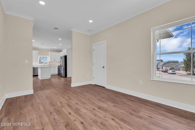 58 Cove Road, Toms River, NJ 08753