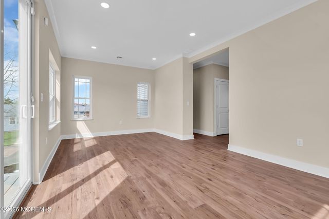 58 Cove Road, Toms River, NJ 08753