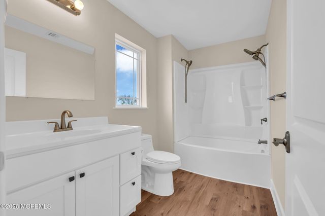 58 Cove Road, Toms River, NJ 08753