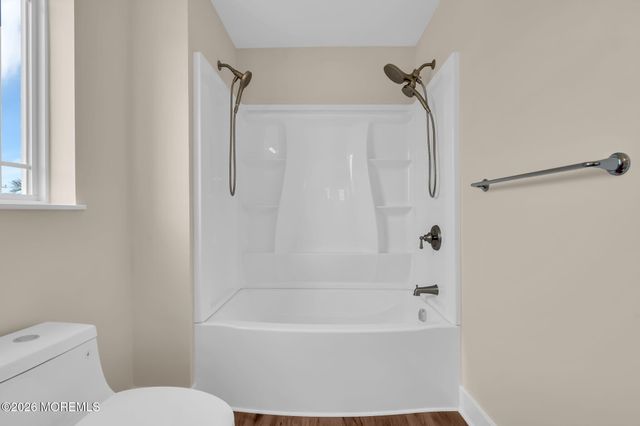 58 Cove Road, Toms River, NJ 08753