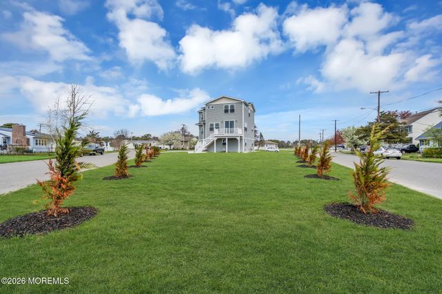 58 Cove Road, Toms River, NJ 08753