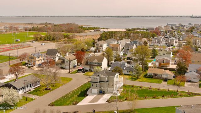58 Cove Road, Toms River, NJ 08753