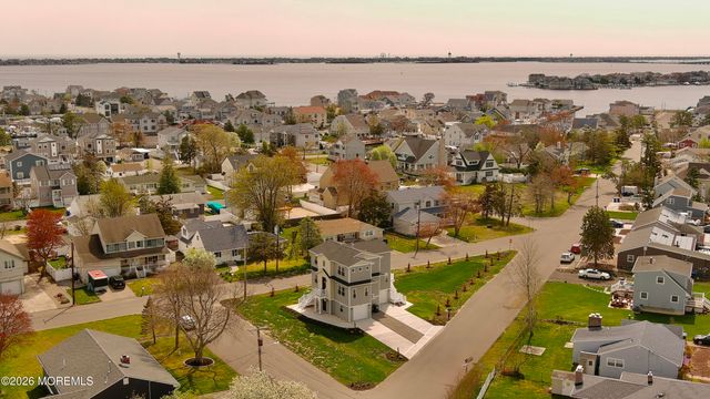 58 Cove Road, Toms River, NJ 08753